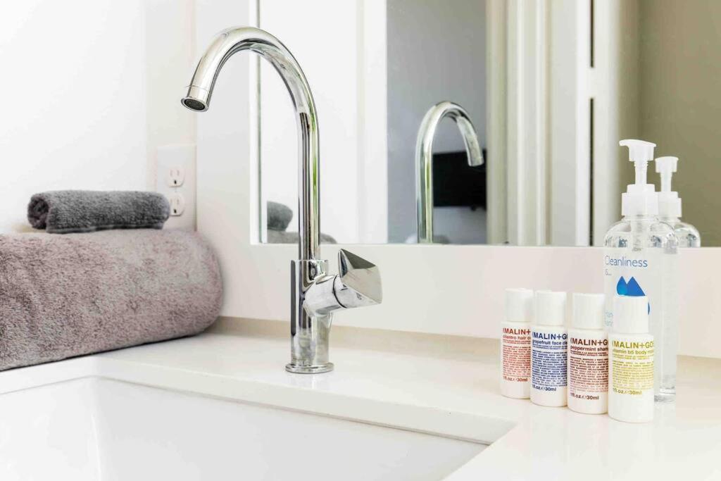 Beautiful Perfectly Located Luxury 2 Bed Townhome دالاس المظهر الخارجي الصورة